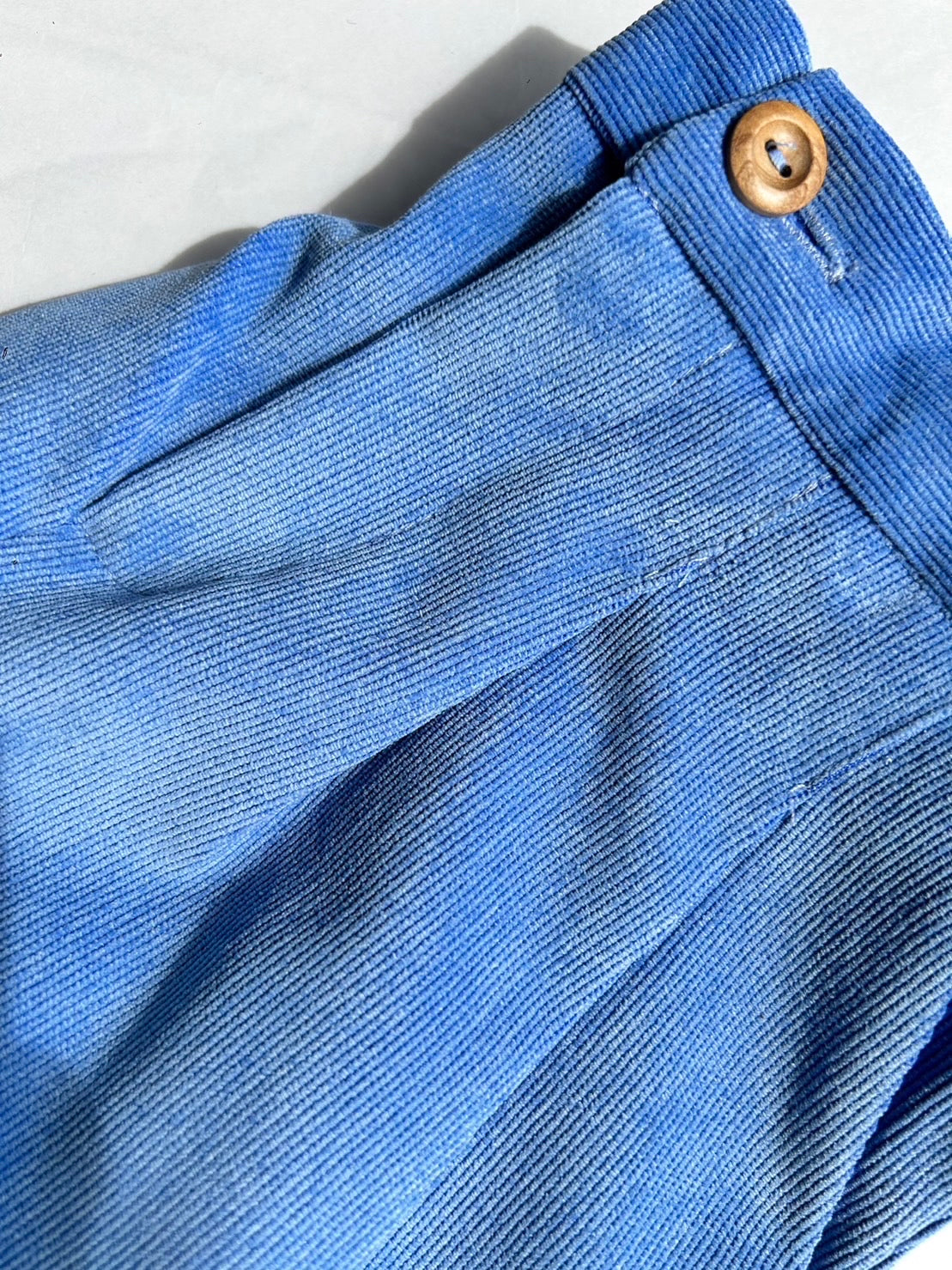 Bluish corduroy twill pants 4Y