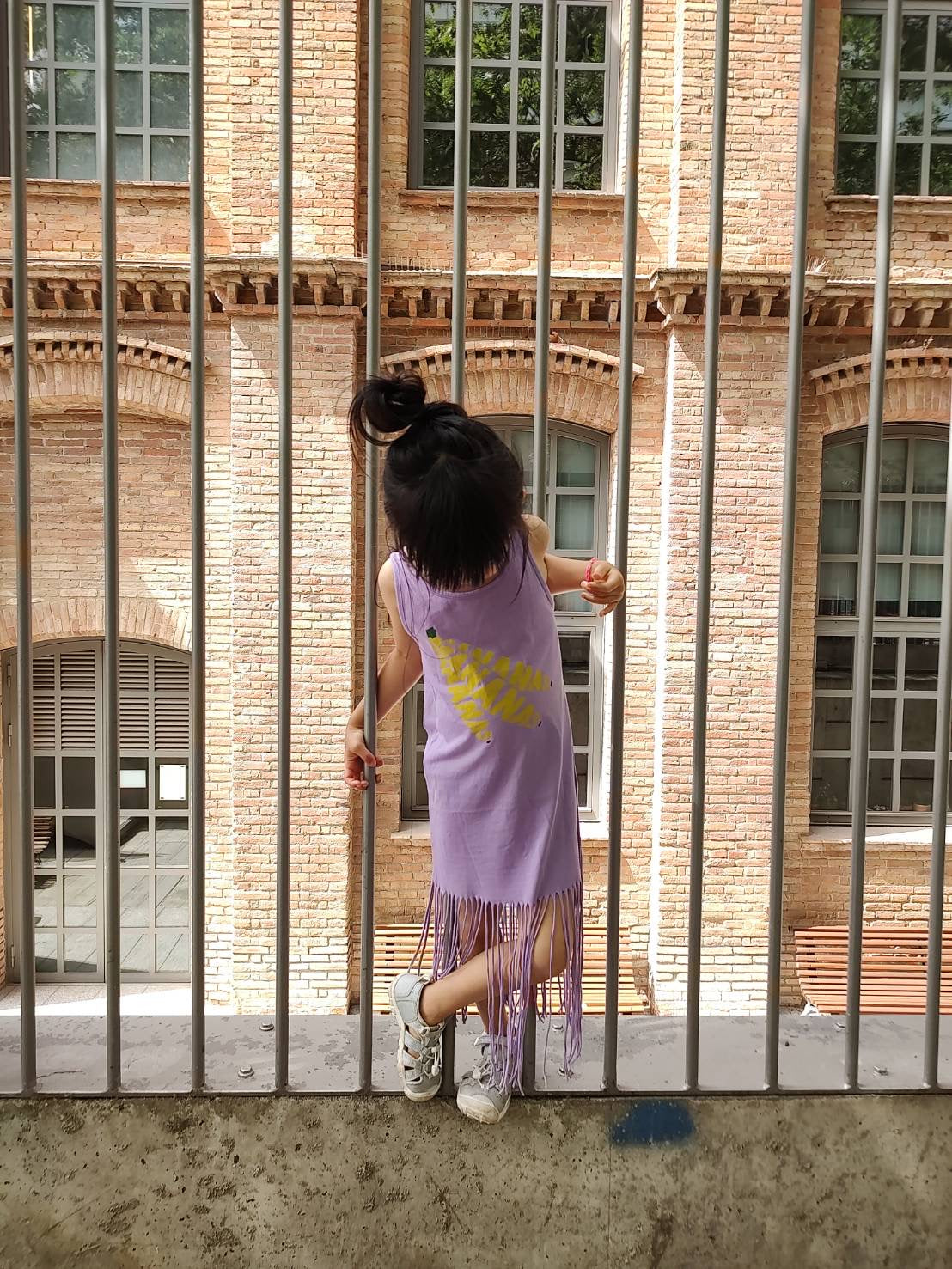 BANANAS FRINGED DRESS 14Y(for adults)