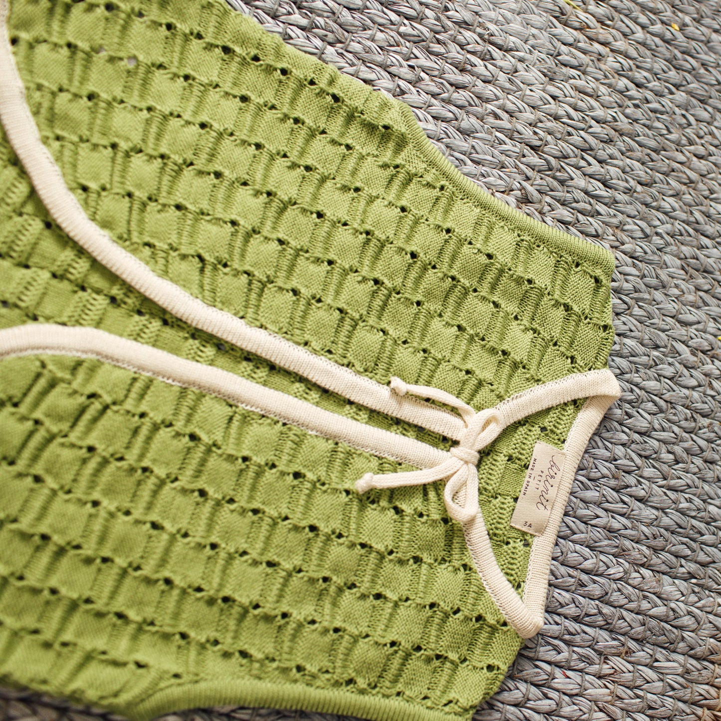 GREEN VEST