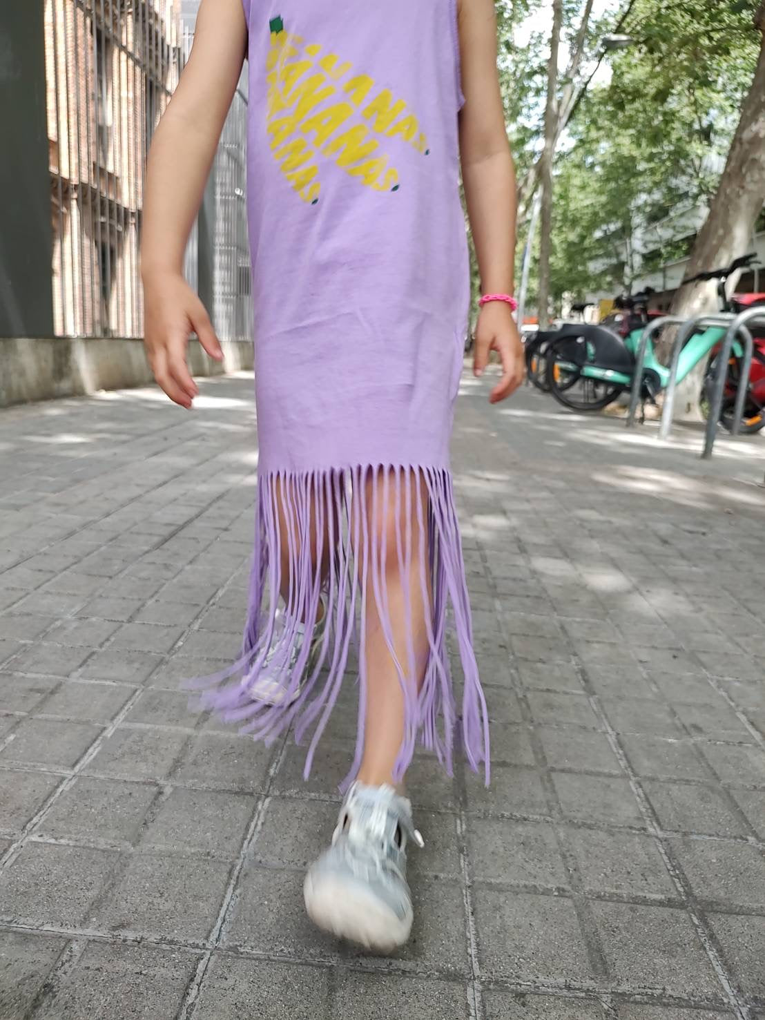 BANANAS FRINGED DRESS 14Y(for adults)
